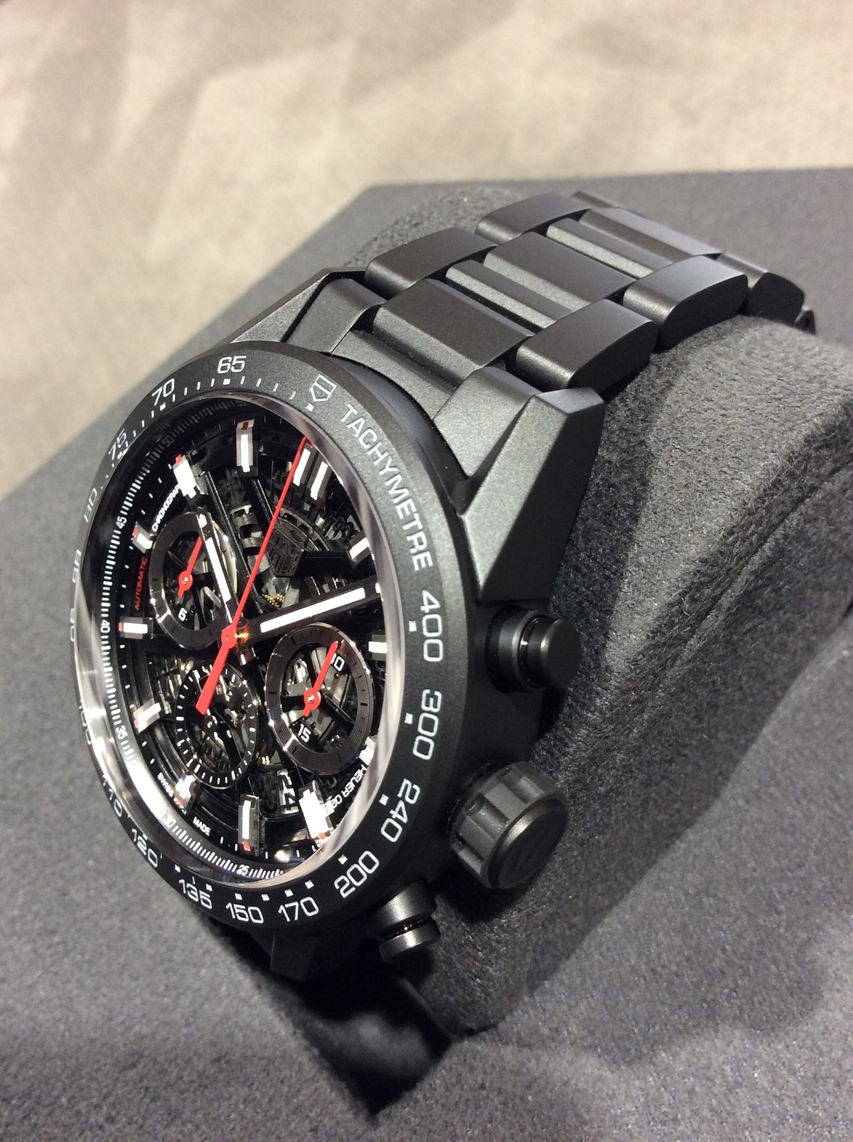 タグ・ホイヤー(TAG Heuer) カレラ H02 クロノグラフ フルセラミック